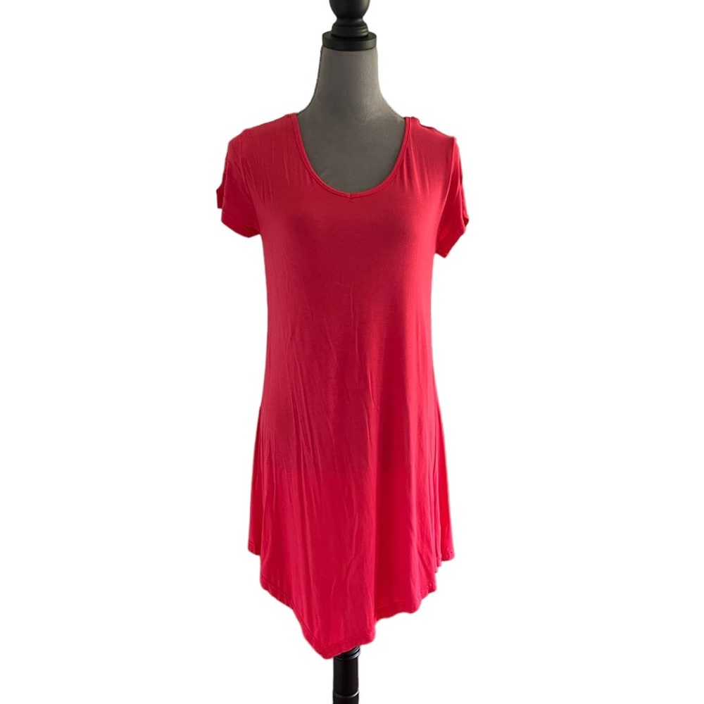 NWT Doublu asymmetric hot pink tshirt dress. Size M
